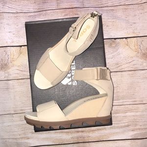 Sorel - Joanie II ankle strap wedge